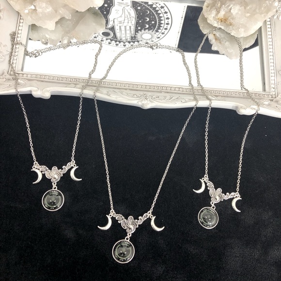 Moon Cat Silver Necklace, Witchy Necklace - Picture 4 of 4